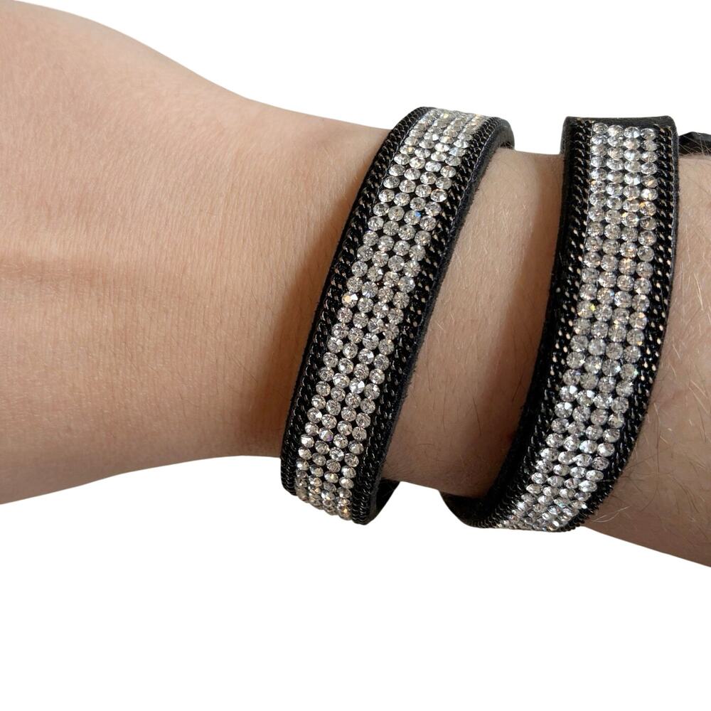 YIK Fung Black Genuine Leather Sparkly Crystal Snap Closure Wrap Bracelet